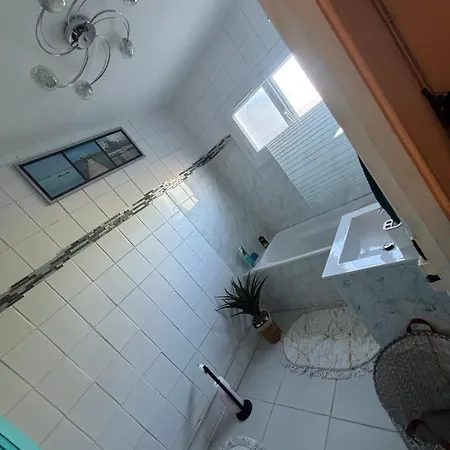 Hébergement de vacances Maison De Mitoyenne 4 *